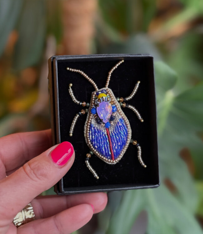 FAIRTRADE broche KEVER PAARS met pailetten en kralen