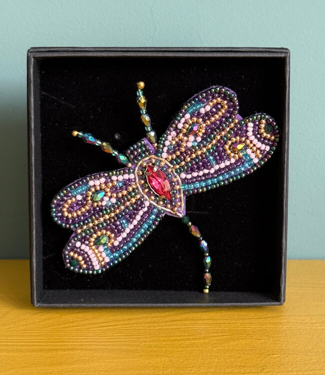 FAIRTRADE broche LIBELLE met pailetten en kralen