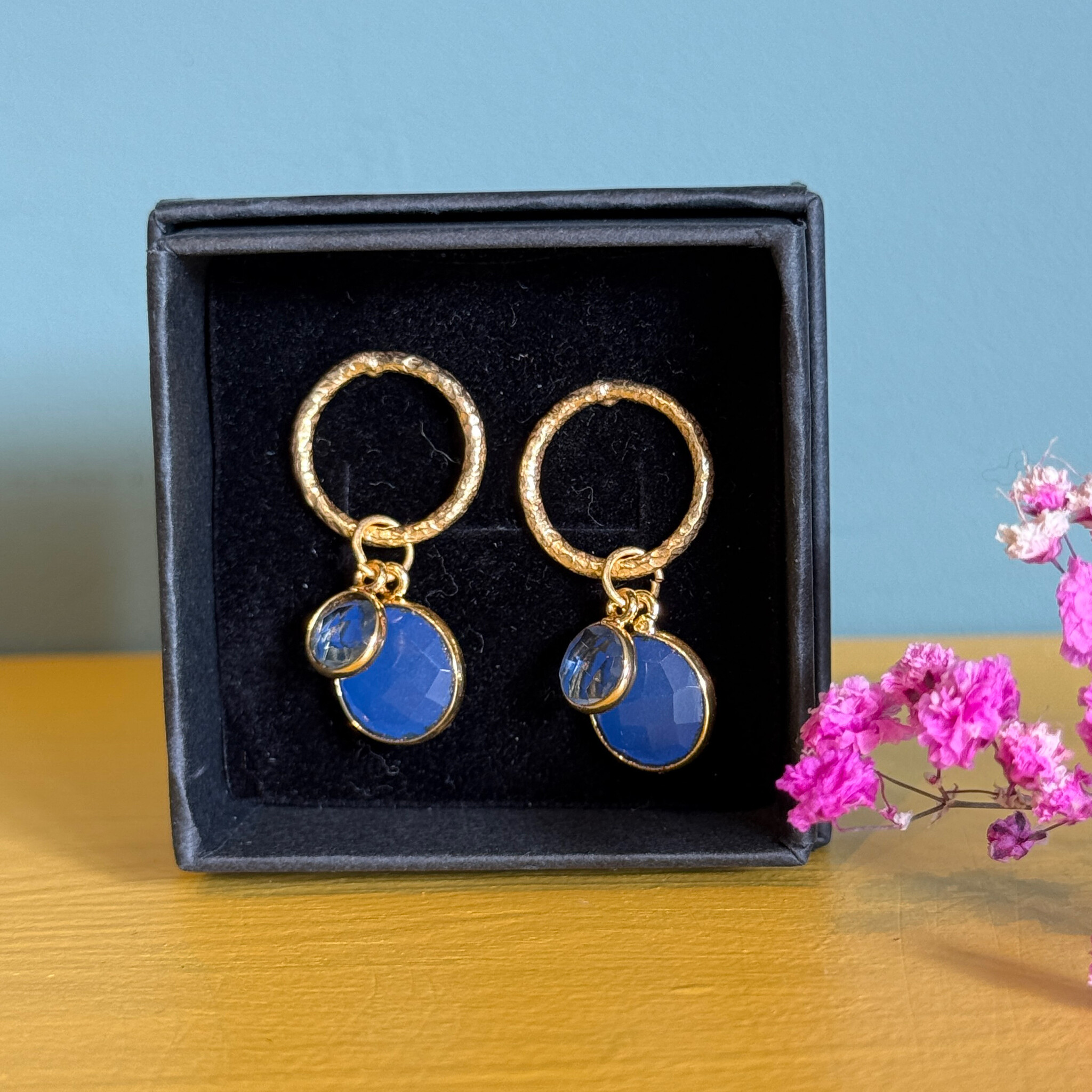 Fairtrade sieraden van messing, kralen en stenen – uniek en handgemaakt