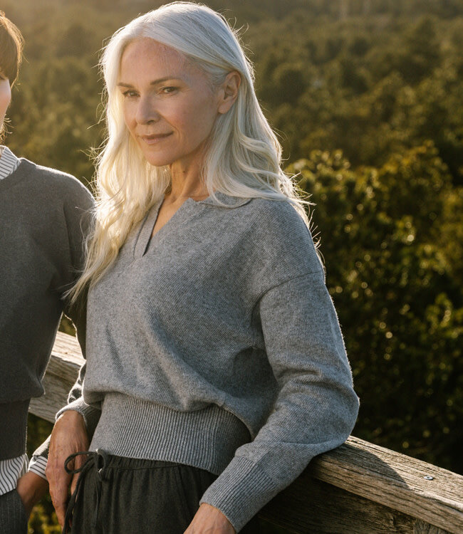 LIVING CRAFTS v-hals trui ALINA GREY biokatoen en wol