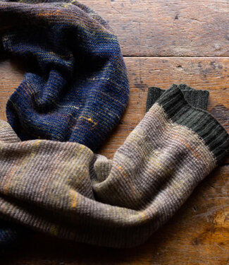 Eribé ERIBE grote wollen sjaal 100% merino lamswol TREELINE VOLE