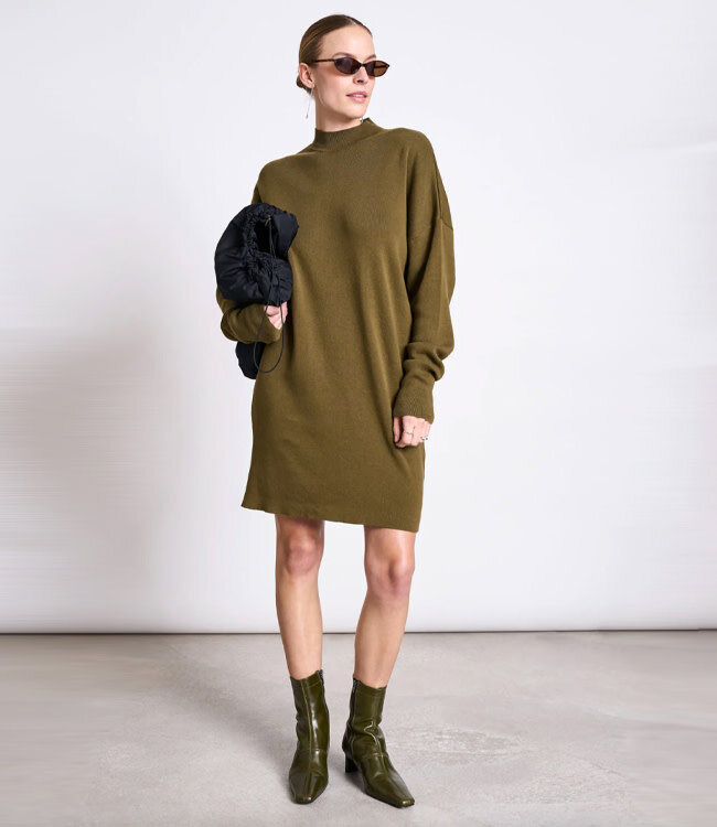 JAN 'N JUNE gebreide jurk NUNA OLIVE biologisch katoen