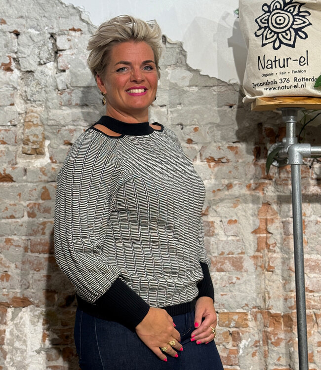 SKFK trui EUBA BLACK van biologisch katoen