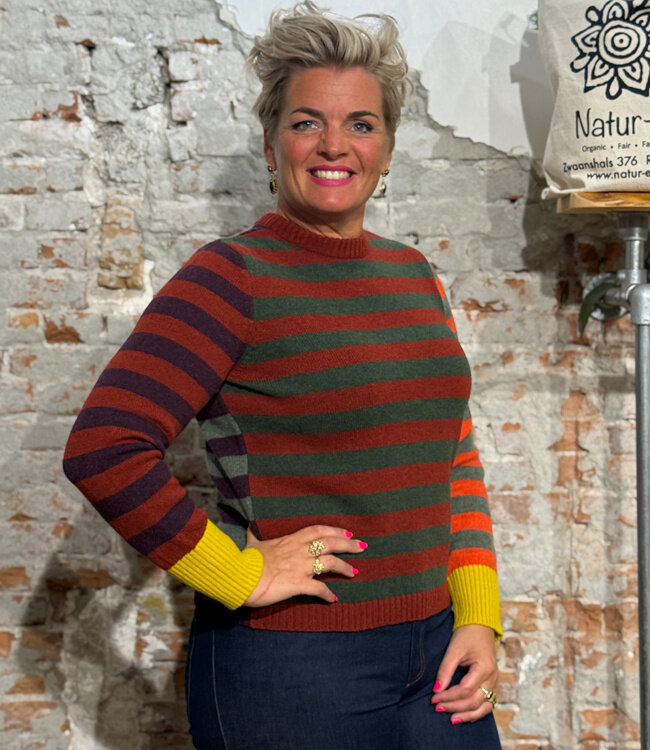 ERIBE gestreepte wollen trui STOBO HARISSA reversible