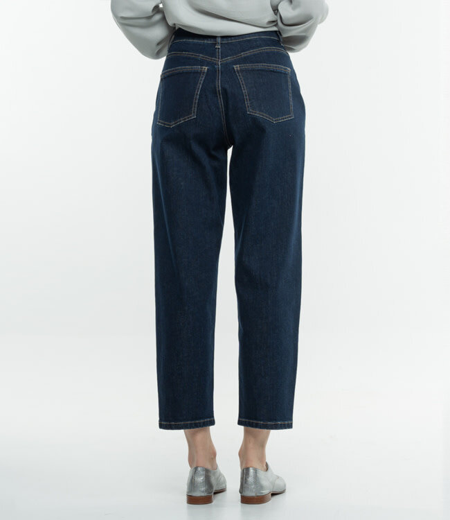 ALMA & LOVIS Mom jeans NIGHT BLUE van biologisch katoen