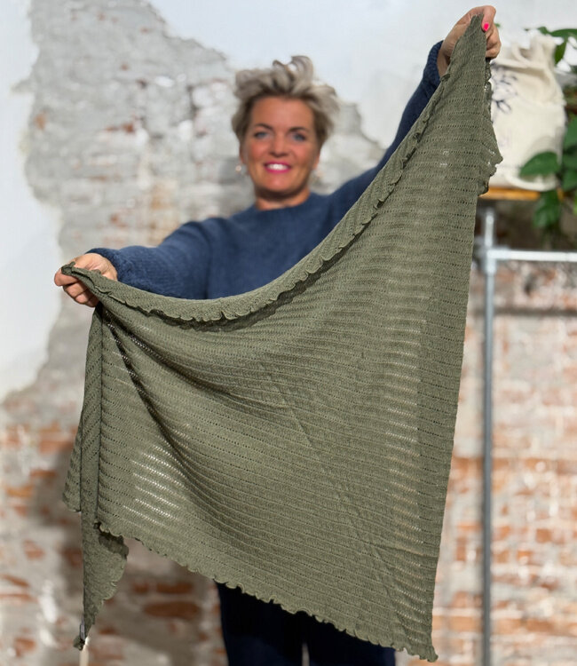 MADNESS wollen sjaal stola van pure merino wol AJOUR OLIVE