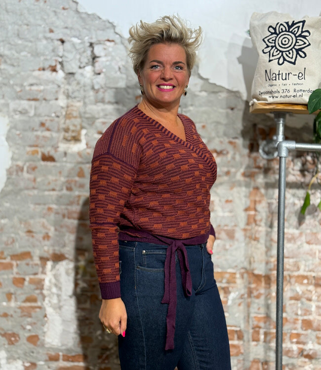 ANUKOO wollen overslag vest JAQUARD MASALA 100% alpaca