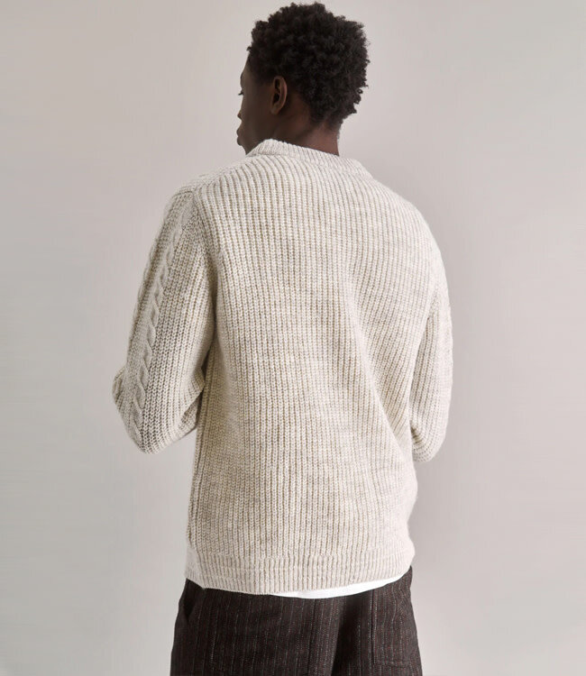 KOMODO wollen kabeltrui JEFF OFFWHITE 100% lamswol