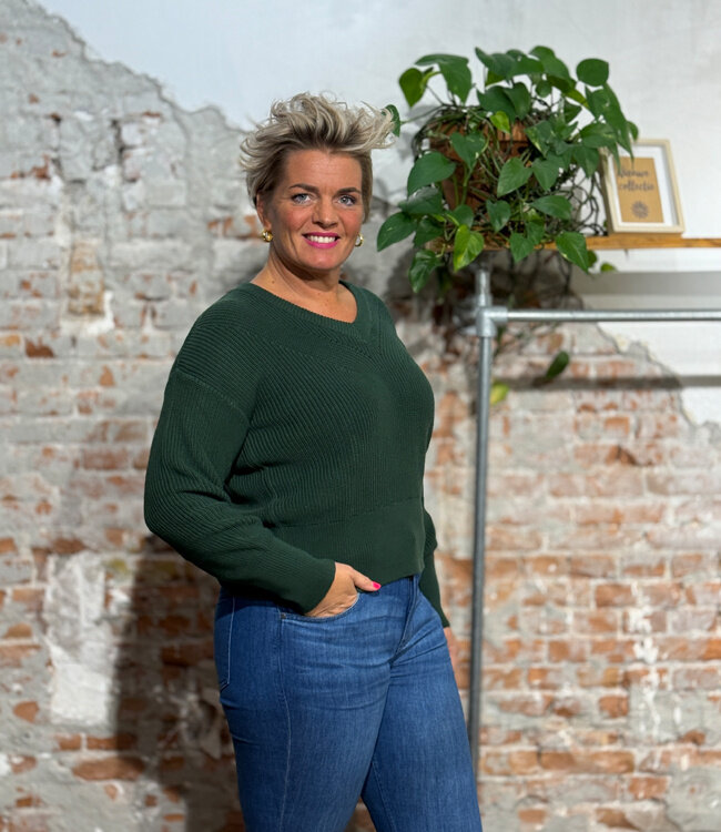 ANUKOO v-hals trui GREEN WENDE biologisch katoen