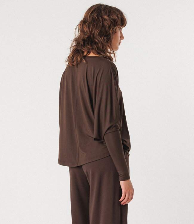 SKFK shirt met vleermuismouw ZURI BROWN van modal