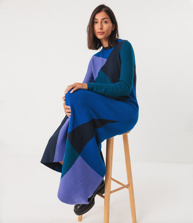 SKFK lange gebreide jurk BEDIA BLUES van biologisch katoen