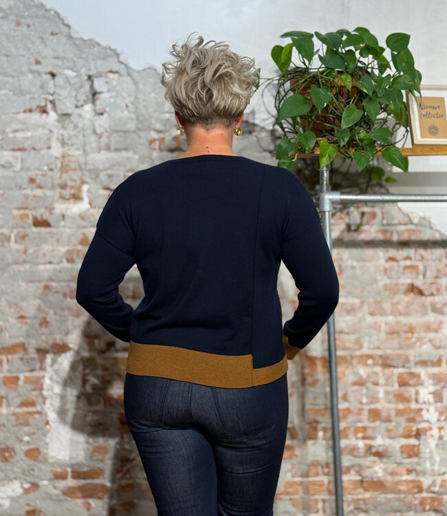 ALMA & LOVIS trui COLOR BLOCK NAVY biokatoen en wol