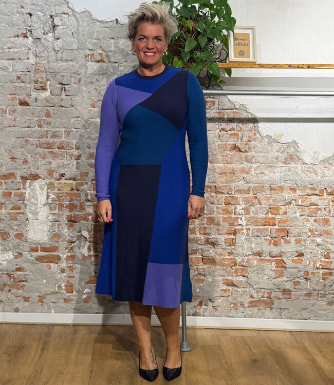 SKFK lange gebreide jurk BEDIA BLUES van biologisch katoen