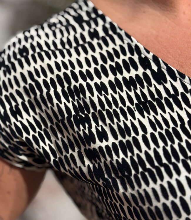 SKFK v-hals shirt MAIA DROPS met overslag biologisch katoen