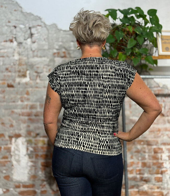 SKFK v-hals shirt MAIA DROPS met overslag biologisch katoen