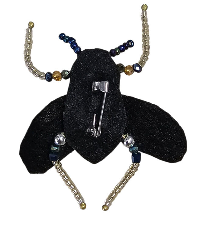 FAIRTRADE broche VLIEG PAARS GROEN met pailetten en kralen