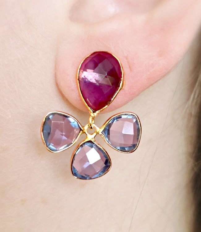 FAIRTRADE Oorbellen met cateye stenen SYBIL BLUE verguld