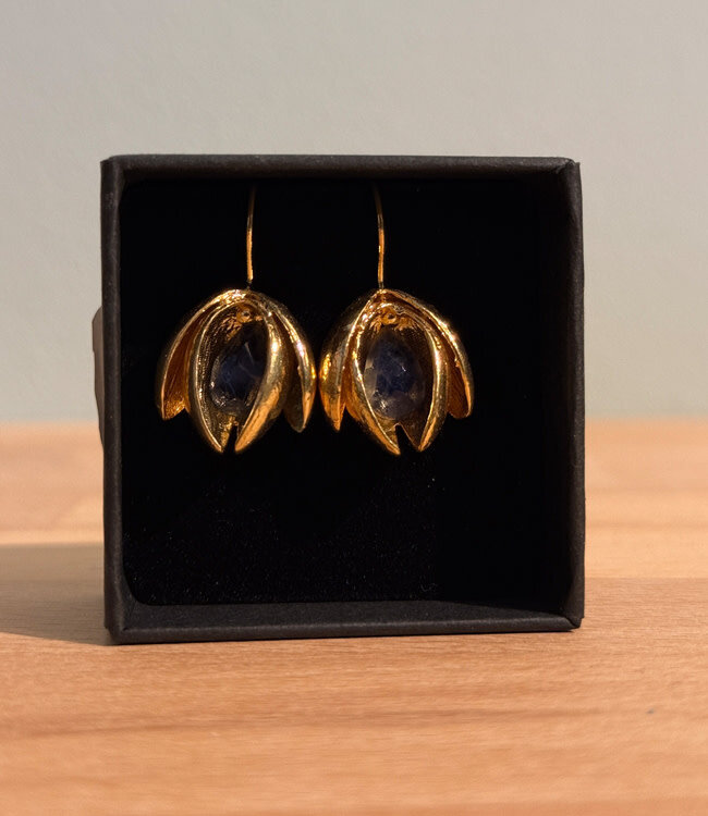 FAIRTRADE Oorbellen met halfedelsteen SNEEUWVLOK BLUE verguld