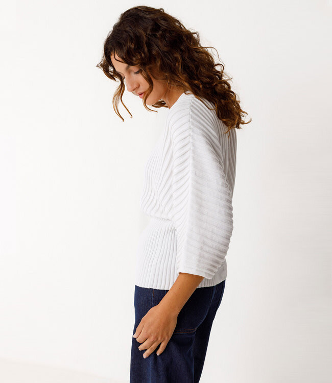 SKFK gebreide batwing trui DUNA WHITE van biologisch katoen