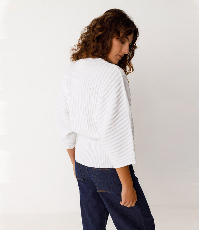 SKFK gebreide batwing trui DUNA WHITE van biologisch katoen