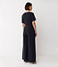 SKFK v-hals jumpsuit ADELA ZWART met wijde pijpen van ecovero