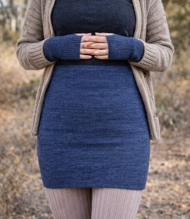 DE COLORES nierwarmer alpaca BLAUW ZWART 86 REVERSIBLE