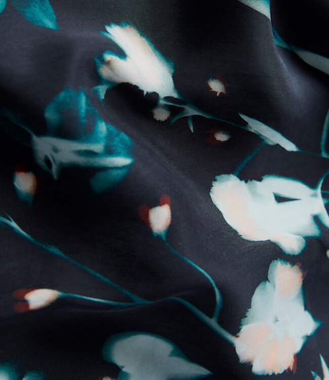 GIVN midi tencel jurk ANISA FLOWERS met wijde mouwen