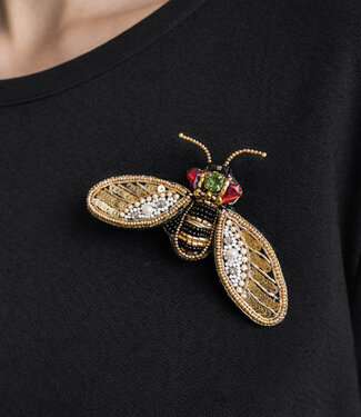 FAIRTRADE broche QUEEN BEE met pailetten en kralen