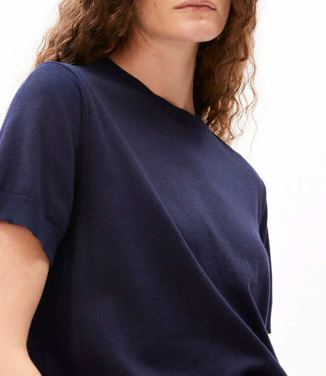 ARMEDANGELS fijn gebreid shirt FIENE NAVY tencel katoen