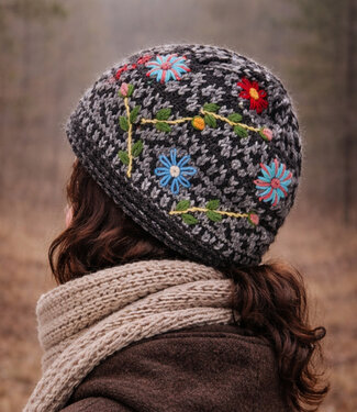 HIMALAYA wollen muts FLOWERS met katoenen voering