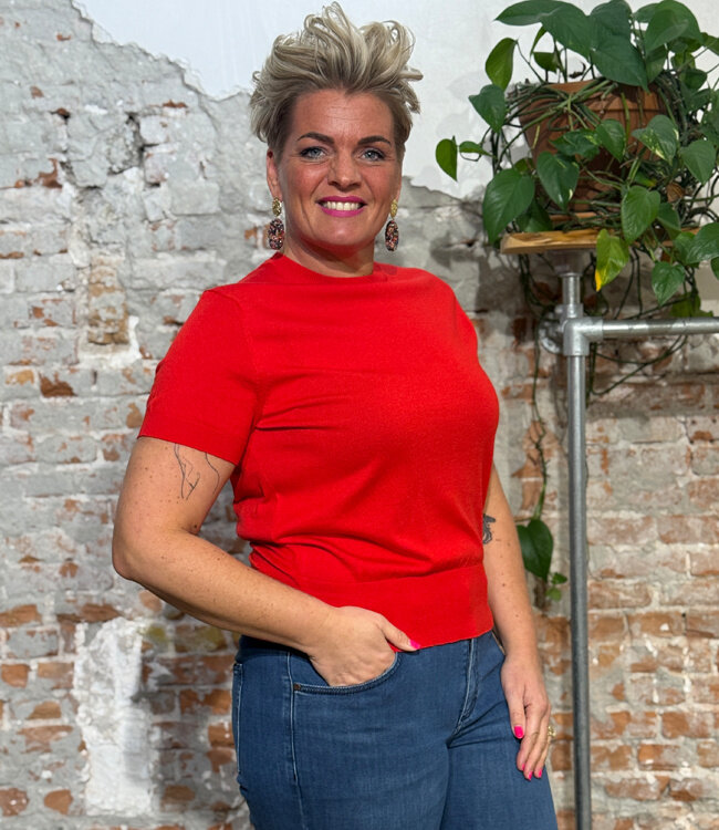 ARMEDANGELS fijn gebreid shirt FIENE RED tencel katoen