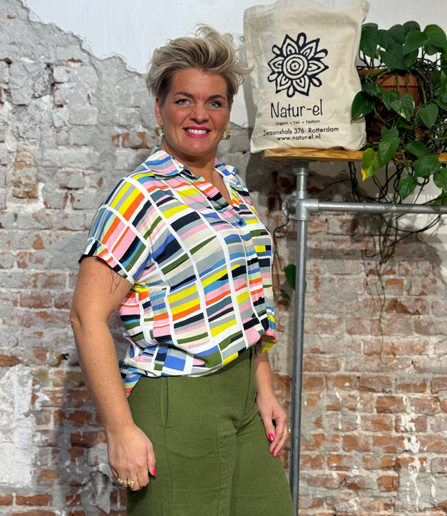 SKFK wijde blouse AIAN GREMS met print van ecovero