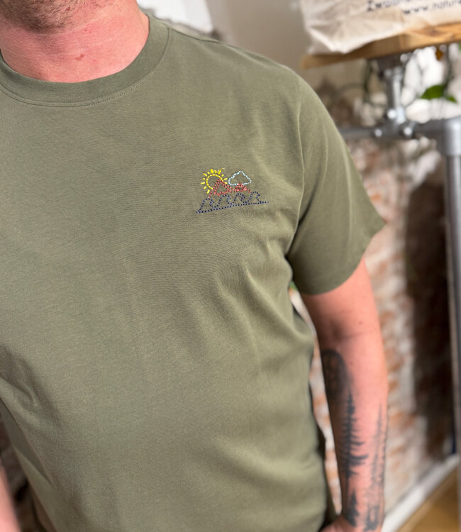 Shirt met borduursel KANE OLIVE biologisch katoen KCA
