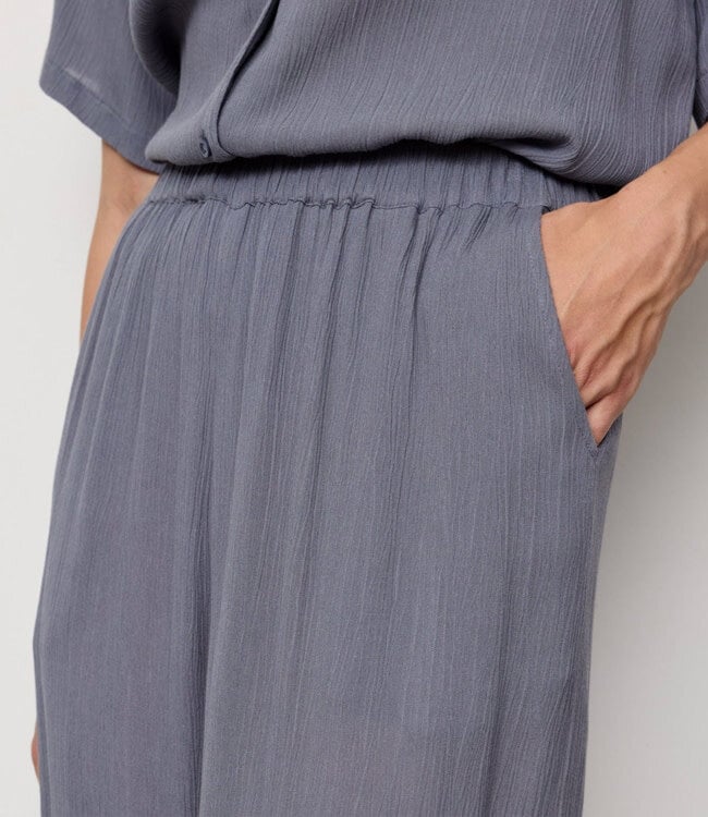 RECOLUTION wijde broek MANDE DOVE van ecovero