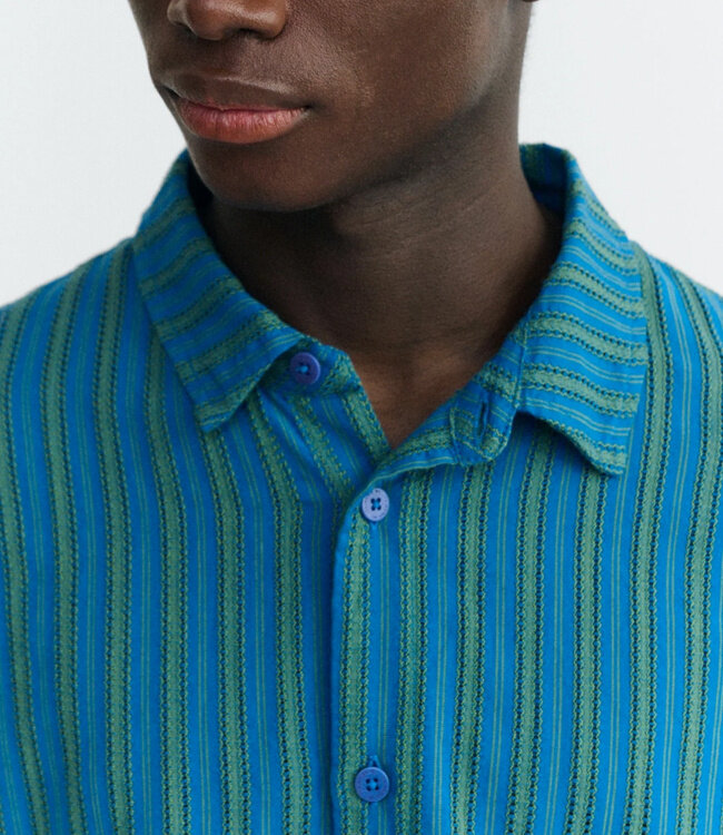 THINKING MU gestreept overhemd HARU WINDSOR biokatoen