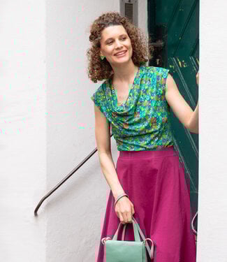 Anukoo ANUKOO watervalhals top JOSJE PERTOL BLOOM biologisch katoen