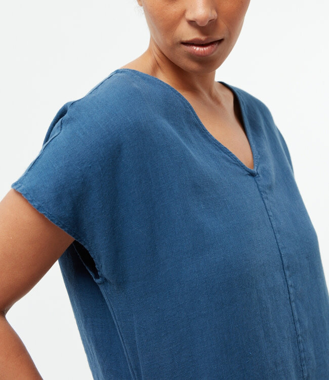 GIVN linnen v-hals jurk MABELIA BLUE 100% linnen