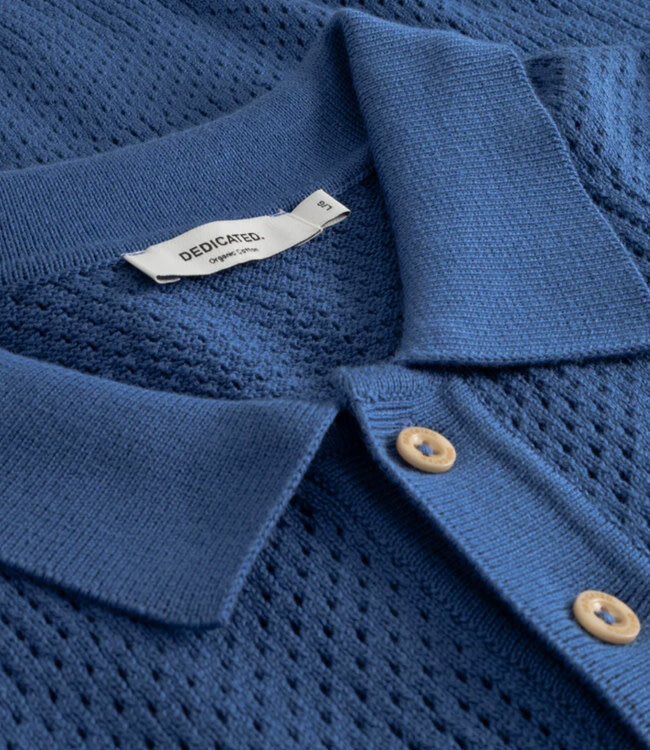 DEDICATED gebreide polo shirt OGER BLUE biologisch katoen