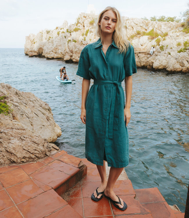 DEDICATED linnen jurk met ceintuur RIPA PETROL GREEN