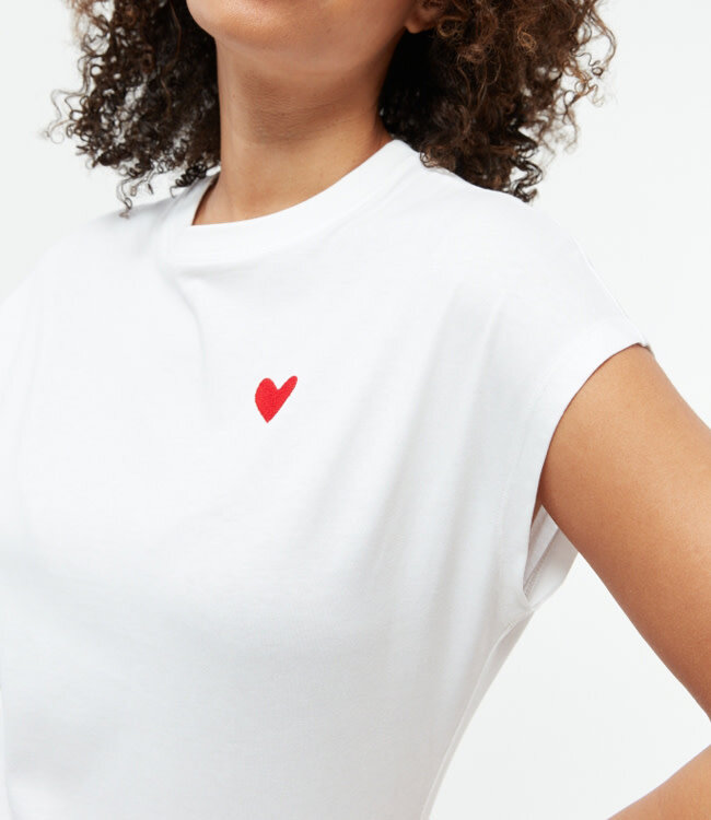 GIVN shirt met korte kapmouw LAILA HEART WHITE