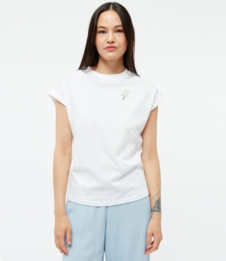 GIVN GIVN shirt met korte kapmouw LAILA FLOWER STITCH
