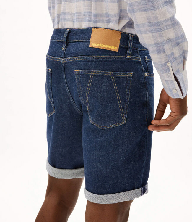 ARMEDANGELS Korte broek NAAILO DARK DENIM biokatoen