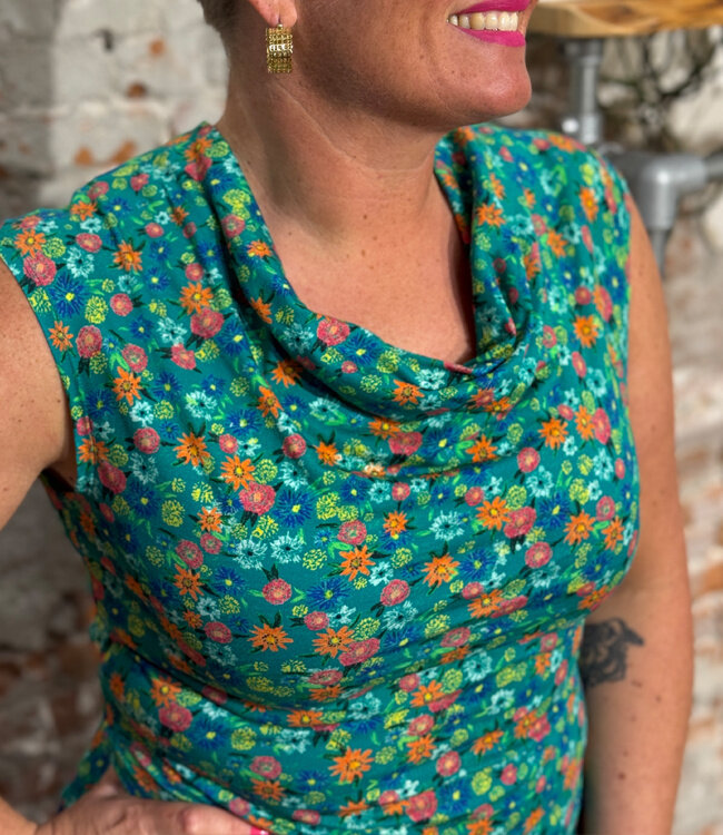 ANUKOO watervalhals top JOSJE PERTOL BLOOM biologisch katoen