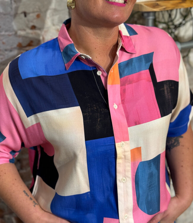 DEDICATED wijde blouse ALSVIK BLOCKS met print tencel