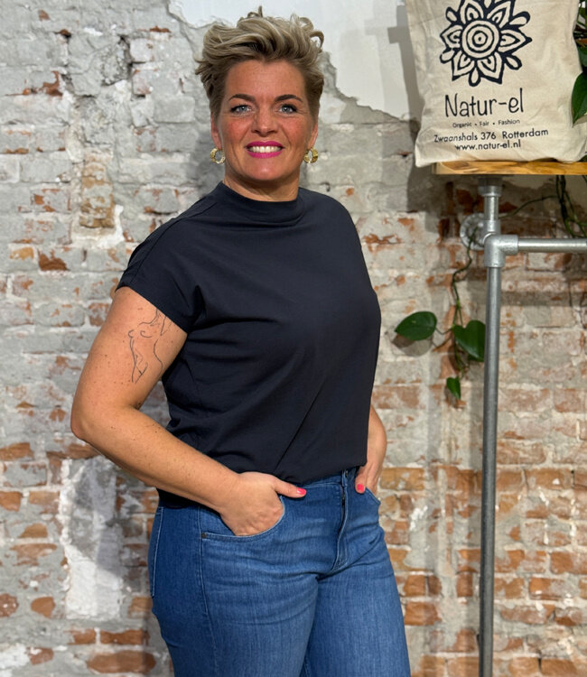 THINKING MU basic t-shirt VOLTA NAVY van biologisch katoen