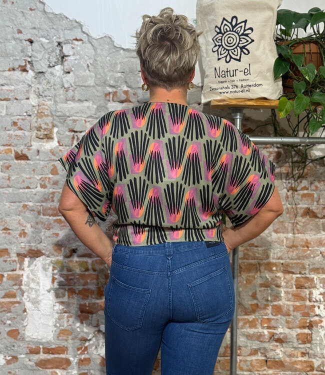 WiDDA v-hals blouse met strik WRAP DASH van tencel