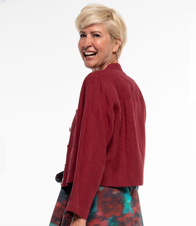 ALMA LOVIS pure linnen jasje RED met opstaand kraagje