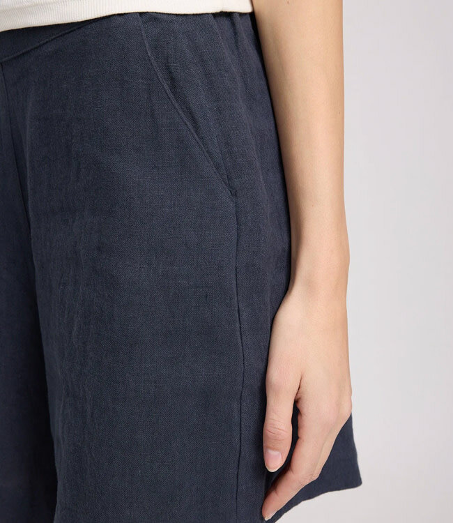 MAZINE korte pure linnen broek NALA NAVY