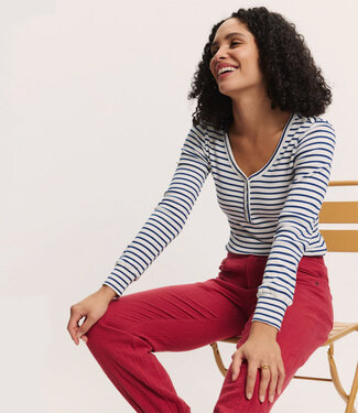 Tranquillo TRANQUILLO gestreept v-hals shirt SILVIE BLUE met knoopjes tencel