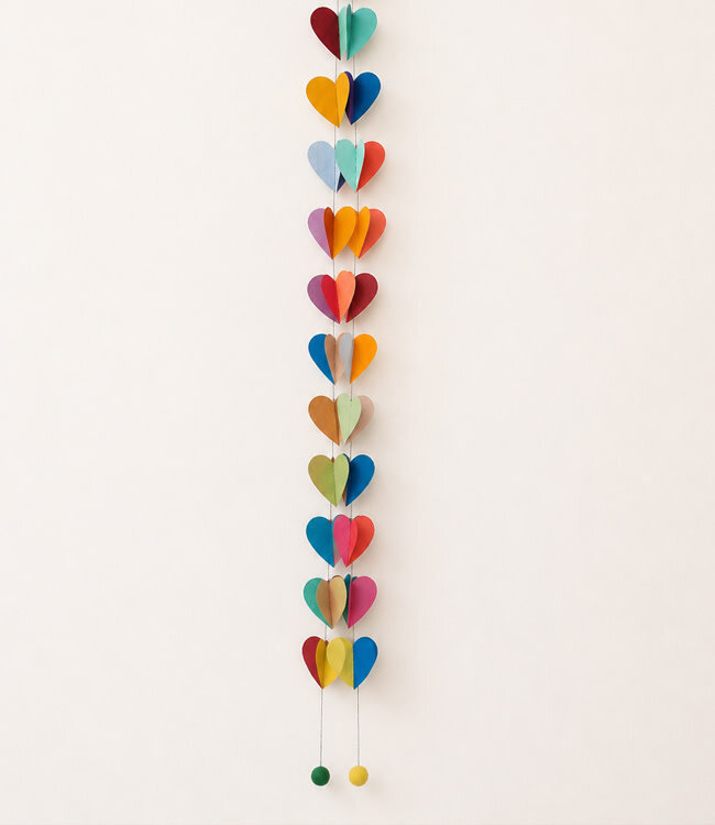 FAIRTRADE papieren slinger LOKTA HEARTS eco papier met vilten balletjes